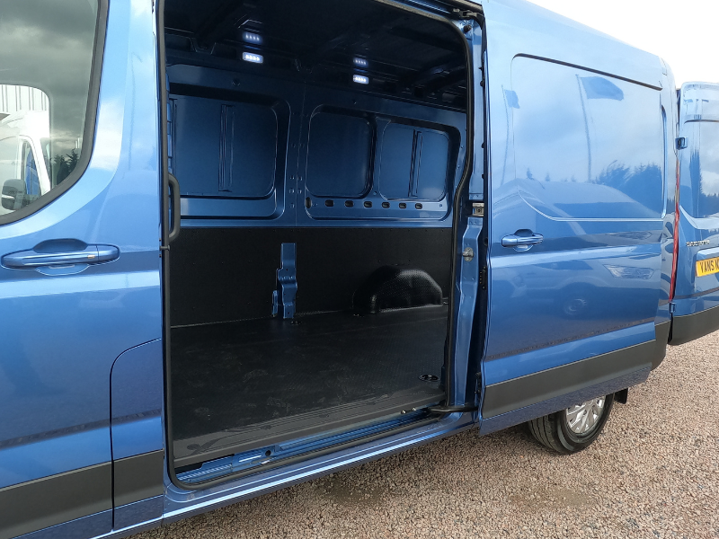 MAXUS DELIVER 9 LWB DIESEL FWD 2.0 D20 163 Lux High Roof Van